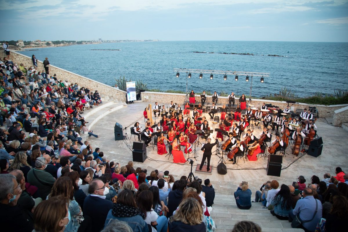 Sol dell’Alba: torna la magia del concerto all’alba più imponente della costa adriatica